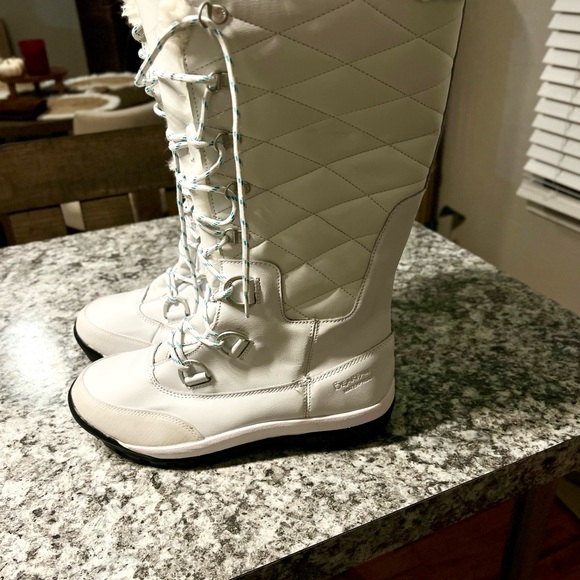 Winter white fur boots - Picture 2 of 5
